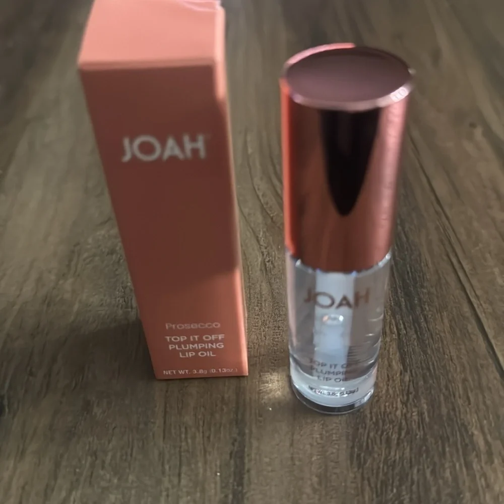 JOAH  Tinting Lip Oil Shade Prosecco